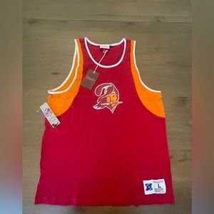 Mitchell & Ness Tampa Bay Buccaneers Match Up Tank Size Large NEW NWT